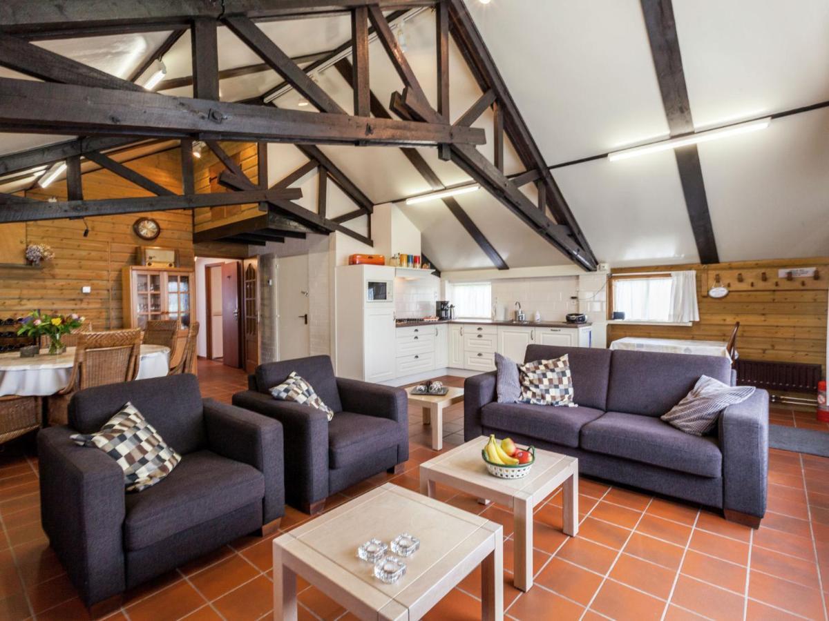 Cozy Holiday Home in Oisterwijk with Swimming Pool Buitenkant foto